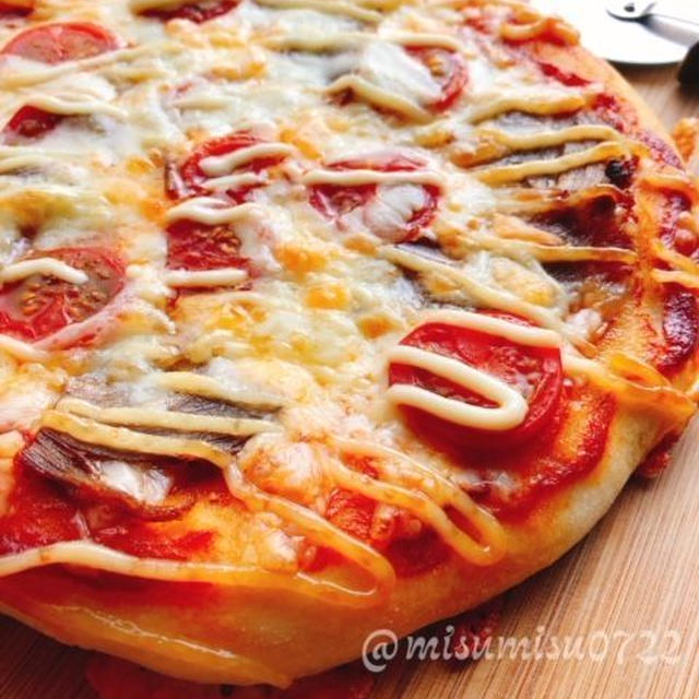 発酵なしヨーグルトで捏ねるふんわり簡単ピザ