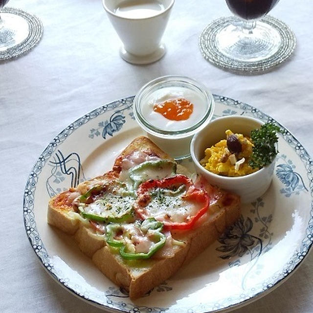 乃が美の「生」食パンでピザトースト