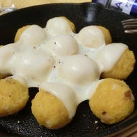 レンジとスキレットで☆　チーズコーティングのかぼちゃボール