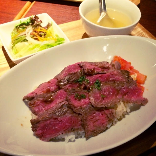 雨の日 女子会