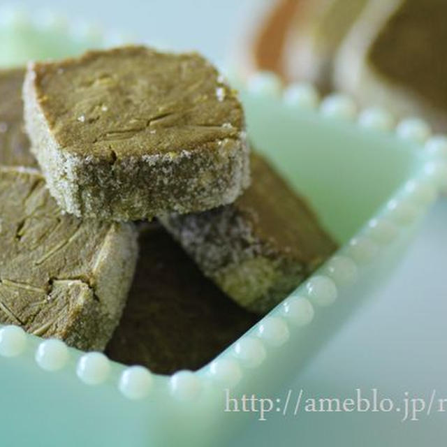 抹茶のアーモンド米粉クッキー