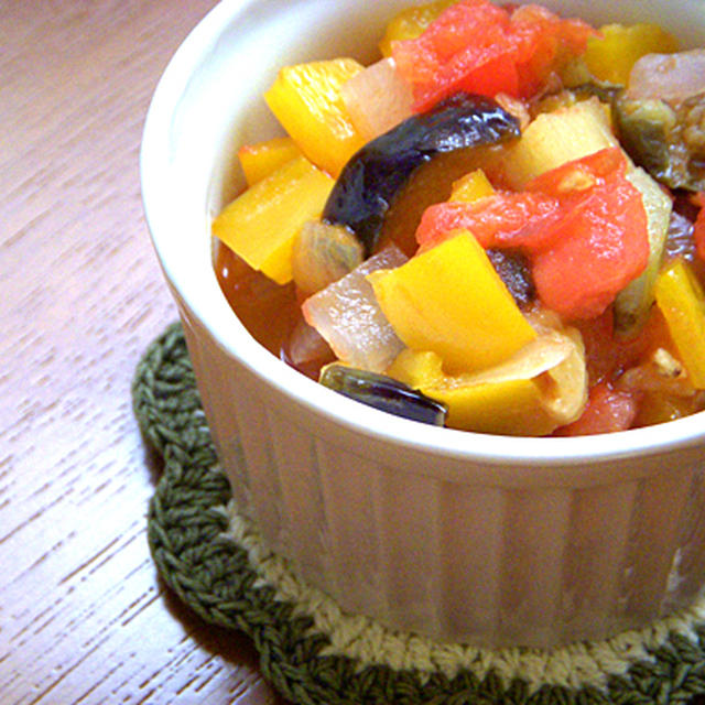 いろいろ野菜の煮込み　ラタトゥイユ