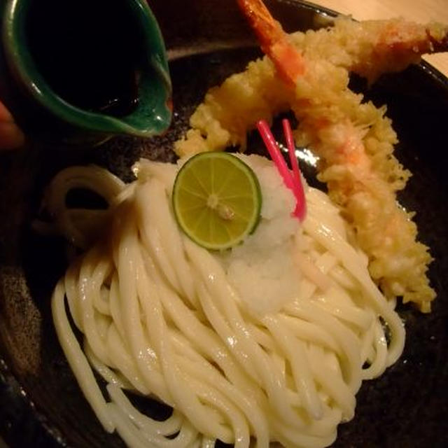 美味、ちゅるん♪（四国饂飩）