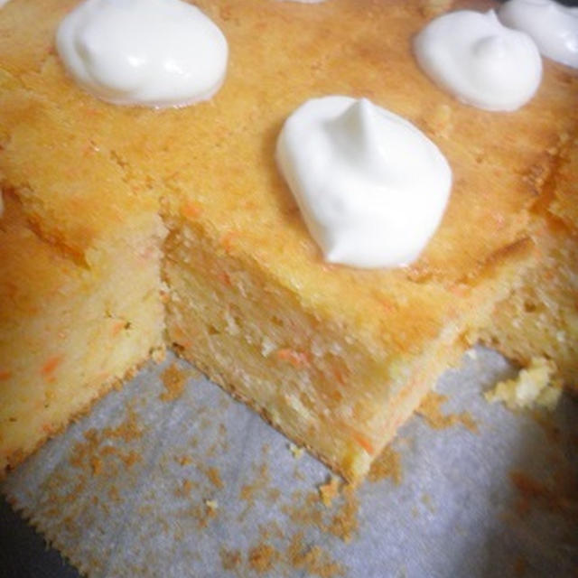 パインとにんじんのケーキ