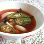 トマトとオクラのスープ／蒸し鶏と水菜のパスタ