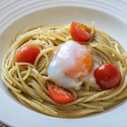 贅沢な食材: バリラ ペーストジェノベーゼでカフェ風料理を