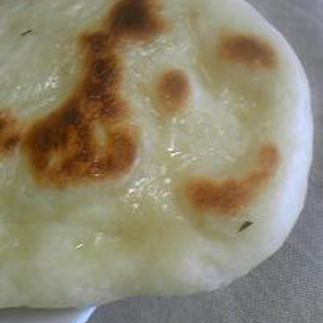 もちもちぃ〜ナン♪とカレー