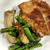 皮がパリパリ！鶏モモ肉の焼き方