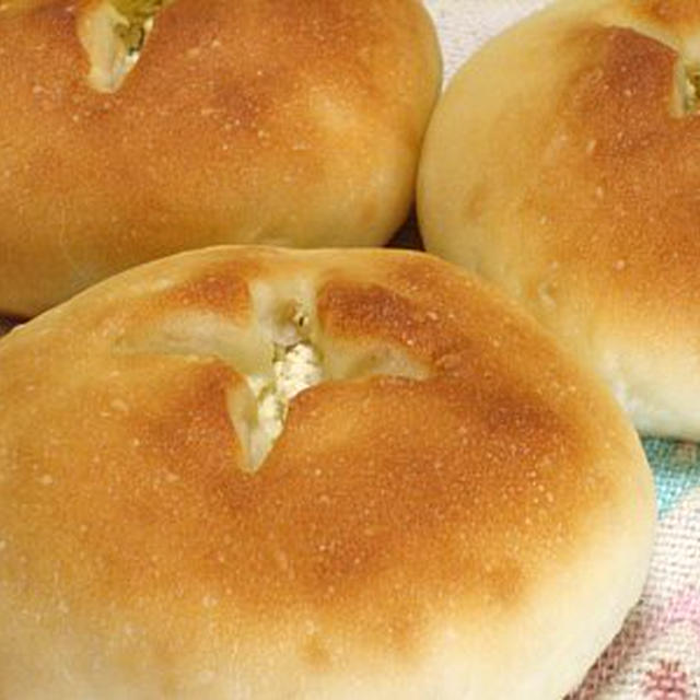 米粉を使ったポテトとクリームチーズのパン