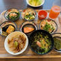 小鉢で楽しむ朝ごはん