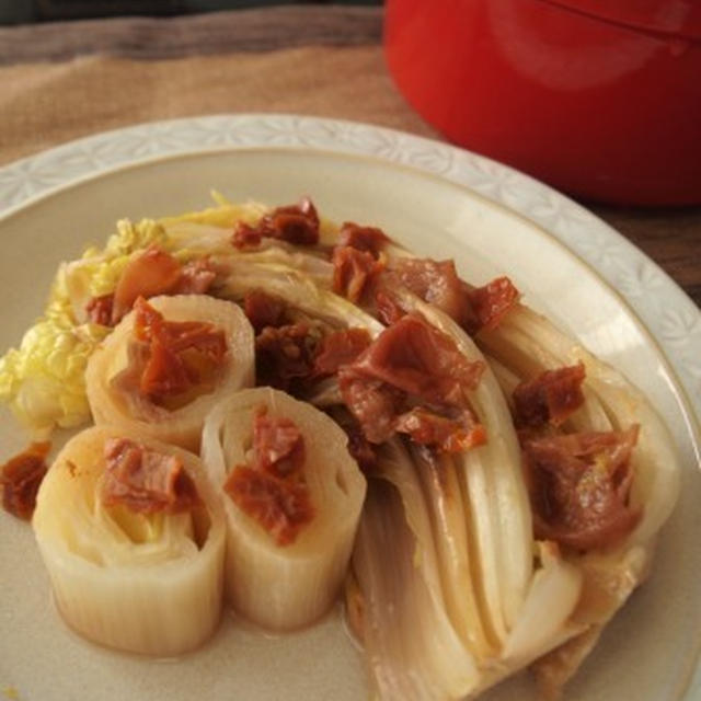 ＊ストウブで白菜とねぎの梅トマ蒸し＊