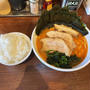 激辛ラーメンの3辛を麺固めで啜る 〜小ライス・のり・炙り小豚2枚〜