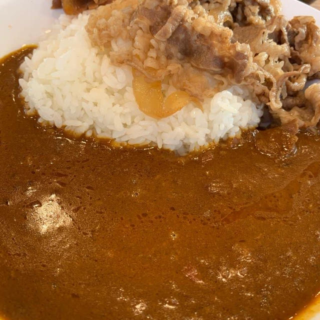 今日の朝ごはんは松屋で