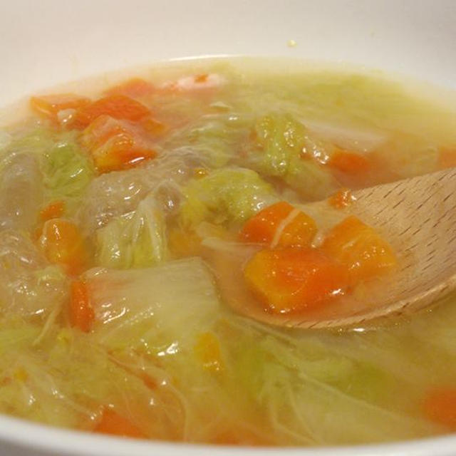 白菜と牛すじのとろとろスープ