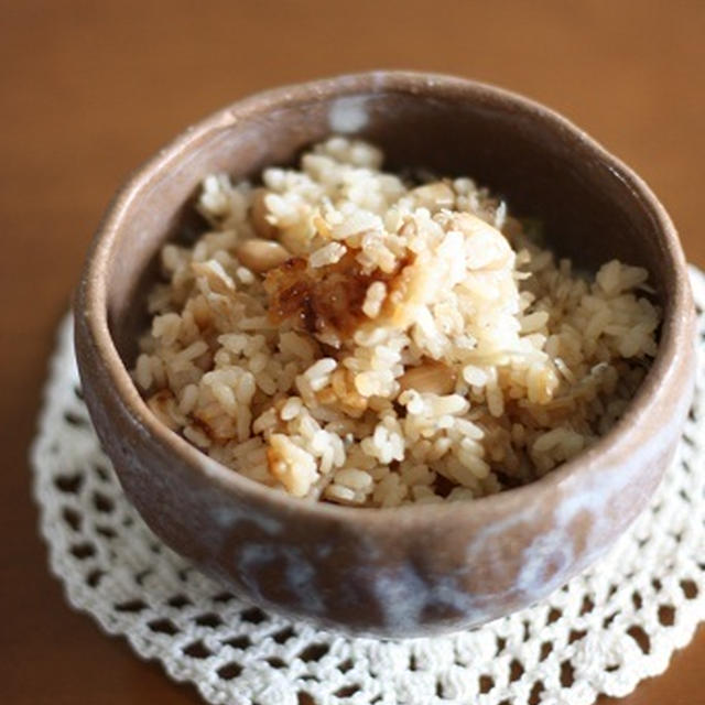 カルシウム満点☆ほっこり大豆とじゃこの炊き込みご飯