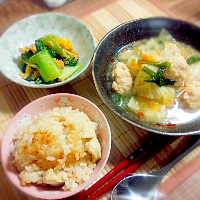 鶏団子とキャベツの坦々風スープ＆パンチェッタ仕込み