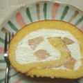 桃のチーズクリームロールケーキ 。