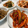 韓国でおうちごはん。トガニコムタン、桔梗の根キムチ、春の味覚おかず！チャンチン