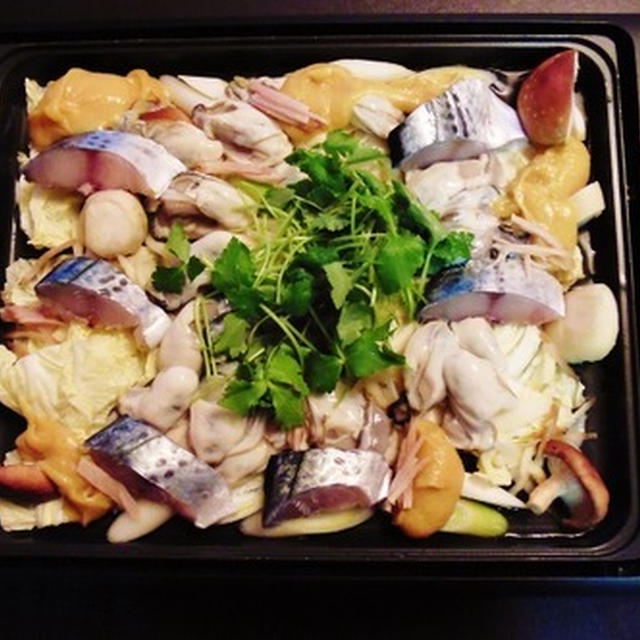 生姜でさっぱりホットプレートｄｅ牡蠣と鰆の土手鍋風 By みなづきさん レシピブログ 料理ブログのレシピ満載