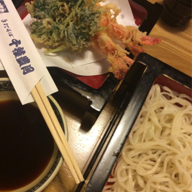 お蕎麦とケーキのお値段を考える