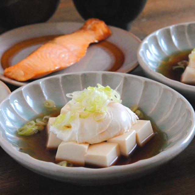 休日のブランチ☆温豆腐ポーチドエッグ