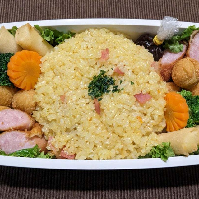 今日のお弁当　第1813号　〜カレーピラフのお弁当〜
