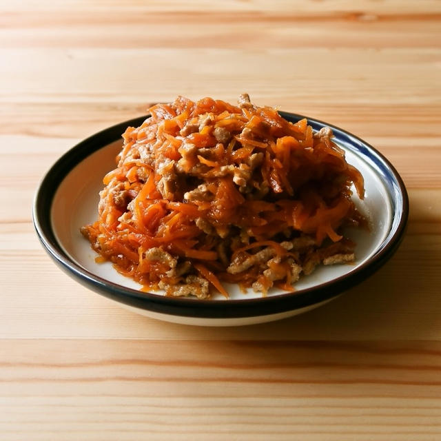 今週のdaysy：にんじんとひき肉のオイスターとろみ炒め