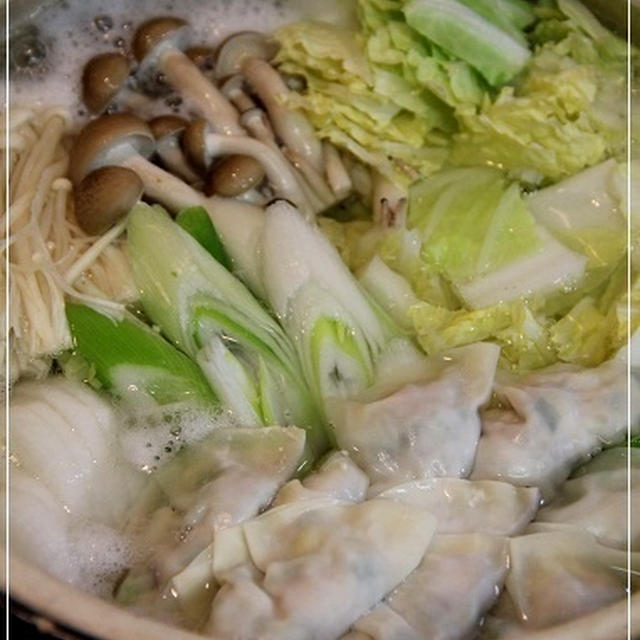 ・餃子鍋とほくほくのじゃがバタ