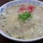昼ごはんにマルタイの「博多とんこつラーメン」