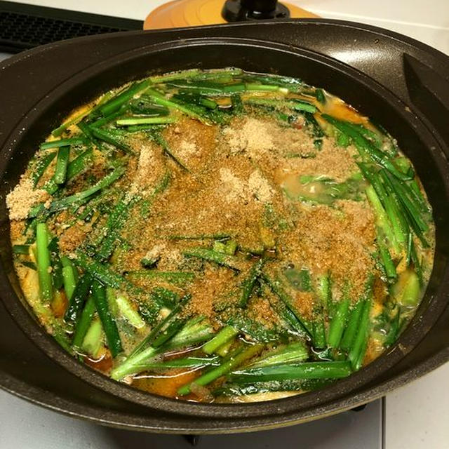 挽肉の２種豆腐と野菜のごま味噌キムチ鍋♪