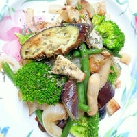 野菜の燻製風ソテー