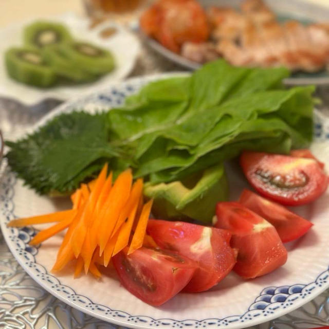 野菜✨とキムチ✨の✨手巻き✨豚肉✨