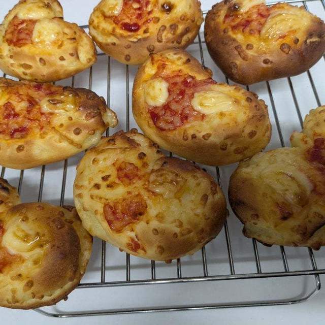 手作り！チーズマヨパン焼けました！！