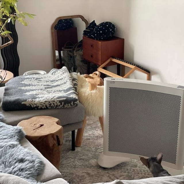 フランス製「CAMPA」のパネルヒーターが届いた♪ ポカポカ気持ちが良いですー
