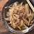 少ないお肉でも大満足！牛ごぼうと玉ねぎのガーリック甘辛炒め
