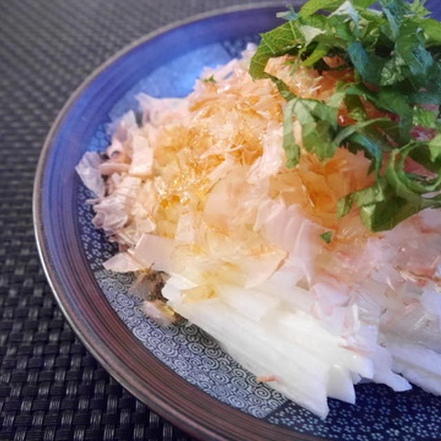 ２つの食感♪～大根と長芋のサラダ