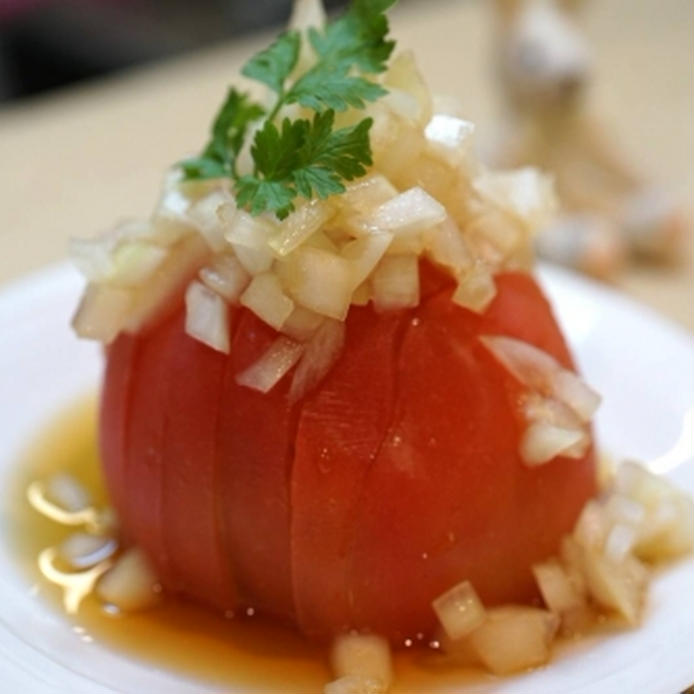 トマトと玉ねぎのサラダとアレンジレシピ5選の画像