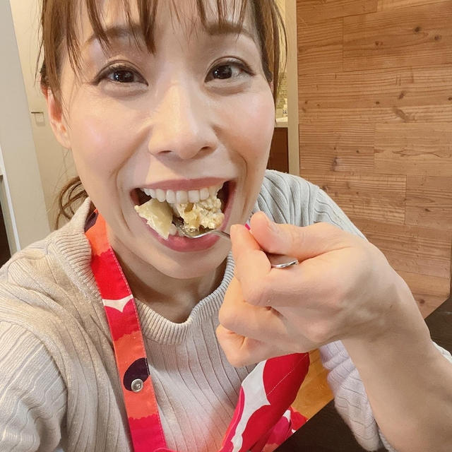 やわらかくなったりんご2個救済！アップルクランブルです！