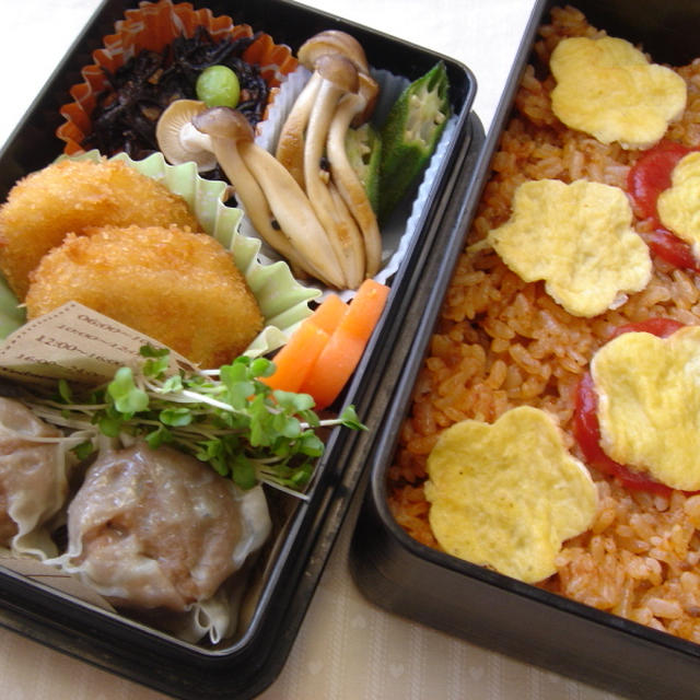 オムライス弁当