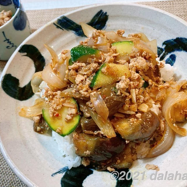 【レシピ】「鶏ひき肉の麻婆茄子」 夏野菜もりだくさんのヘルシー中華風なす料理