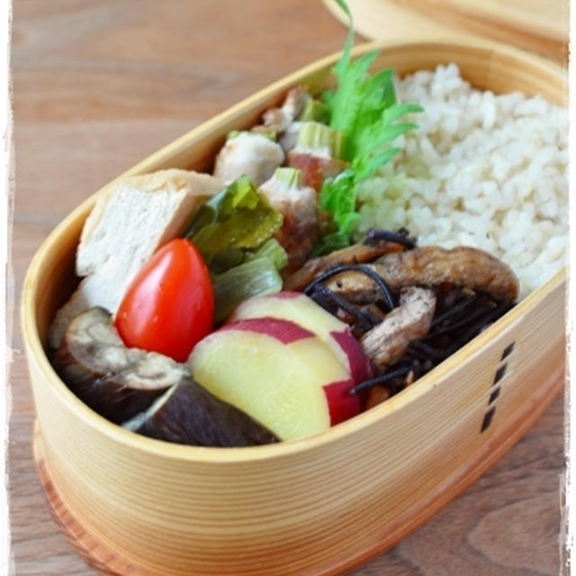 【アスパラの豚巻弁当】