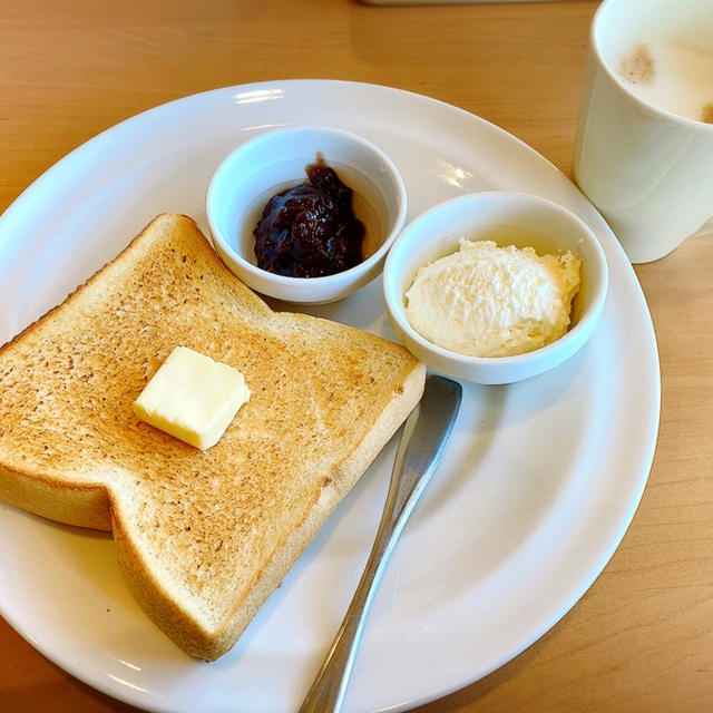 あんバタートースト。と 今さら取り付けました。