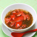 暑い日の疲労回復メニューは、もずくとトマトのさっぱりスープ。