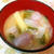 新じゃがと紫玉ねぎとわかめのみそ汁♪
