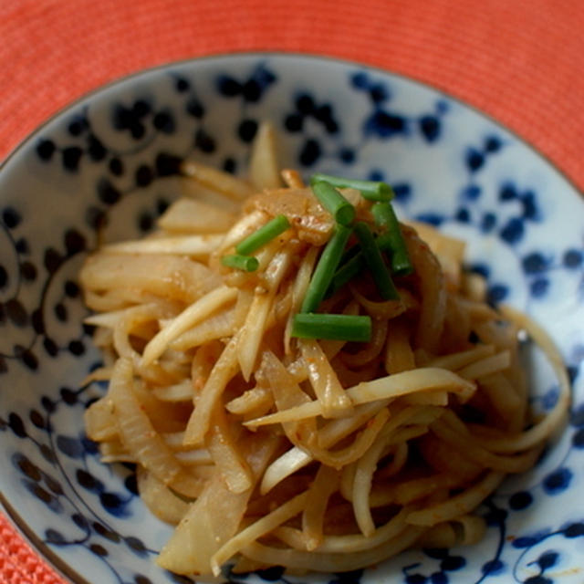 干し大根の韓国風きんぴらと青梗菜の豚トロ煮