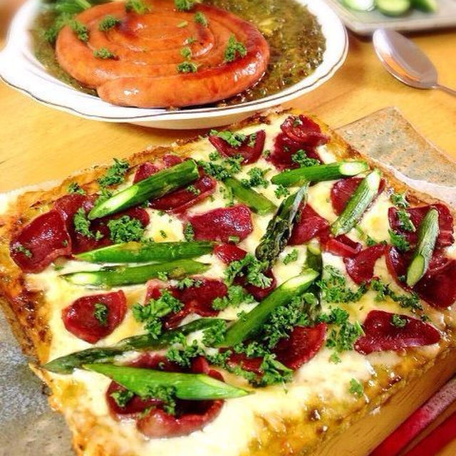 ロマネスコで！低糖質ピザ【ロマネスコピザ】となまり節入りほうれん草カレー