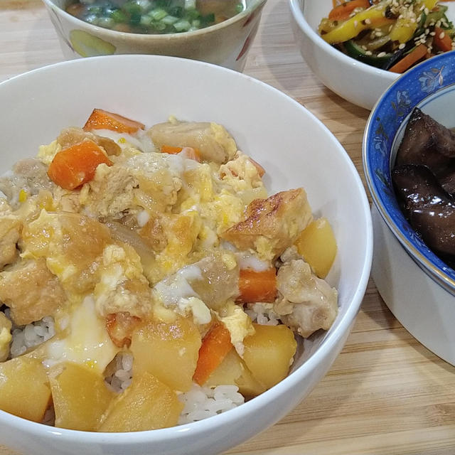 昨日の夕飯☆ヨーグルトを使って卵フワッフワの野菜たっぷり親子丼