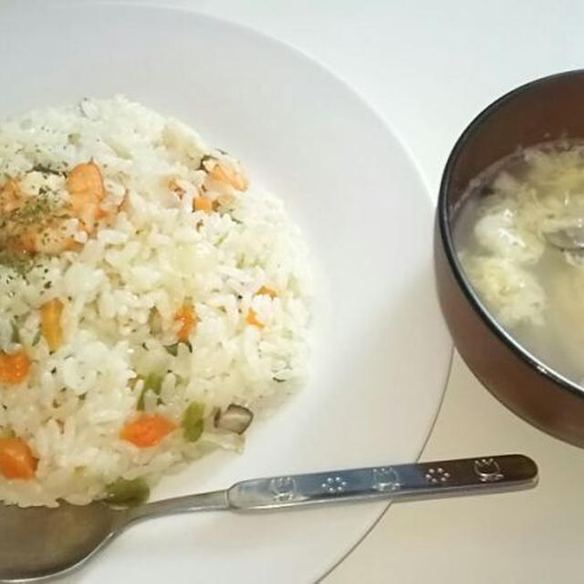 エビピラフと卵スープ☆(*´ω｀*)