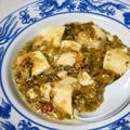 豆腐と高菜の中華風うま煮。ひき肉入りで食べ応えのあるヘルシーおつまみ。