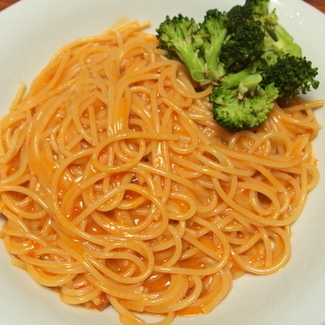 蟹のトマトクリームパスタ